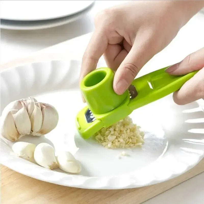 Creative Manual Mini Garlic Grinder Kitchen Masher